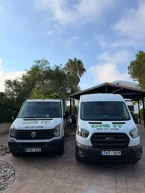 Two Dig it vans ready for the day